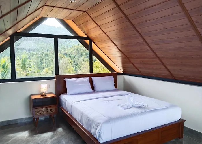 Bali Harmoni Munduk Couette-café